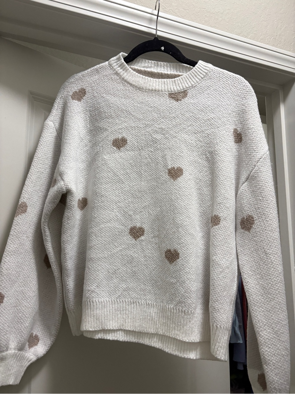 SHEIN Cream Knit Sweater with Tan Heart Motif